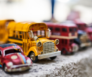 Vendre jouets anciens à un Antiquaire à Lausanne