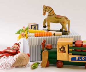 Vendre jouets anciens à un Antiquaire à Lausanne