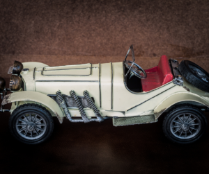 Vendre jouets anciens à un Antiquaire à Lausanne